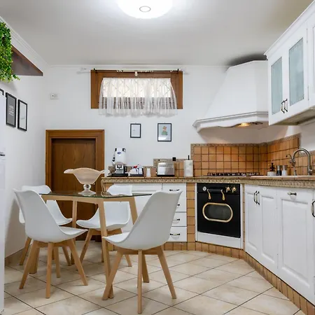 20 Min Aeroporto Fco - Casa Tranquilla Con Parcheggio Esterno Gratuito * Acilia